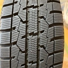 トーヨー　スタッドレスタイヤ195\\65R15