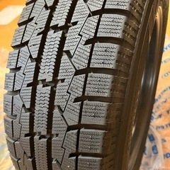 トーヨー　スタッドレスタイヤ195\\65R15