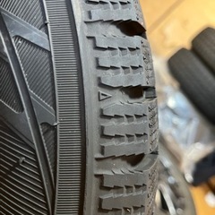 トーヨー　スタッドレスタイヤ195\\65R15