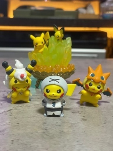 ポケモンセンター限定　ポンチョピカチュー　ボスごっこピカチュー