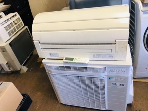 配送取付込み金額 14畳　ダイキン　4kw 壁掛けお掃除機能付きエアコン　ATR40RPE2-W