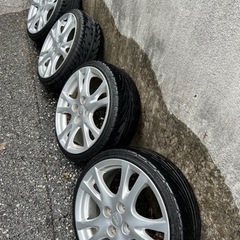 デミオ純正16インチ