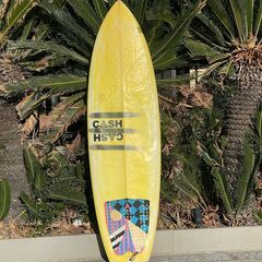 CASH SURFBOARD  5‘11“