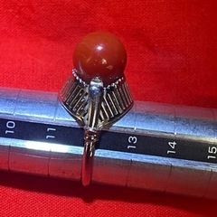 レトロ　アンティーク　ビンテージ　宝飾品　赤珊瑚（地赤と赤珊瑚の中間色）9mm珠リング　サイズ12
