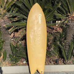 CREME SURFBOARD 5‘10“