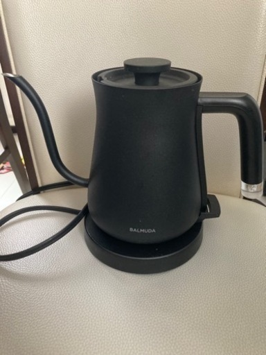 美品　バルミューダ　ポット