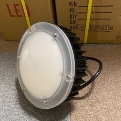 LED水銀灯 施設照明 工場 倉庫 作業灯  LEDライト　100個在庫があり