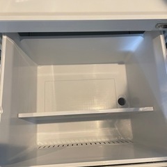 ハイセンス冷蔵庫 360L 1/30までに引き取り可能な方