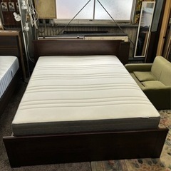 ベッド＋マットレス　クイーンサイズ　IKEA
