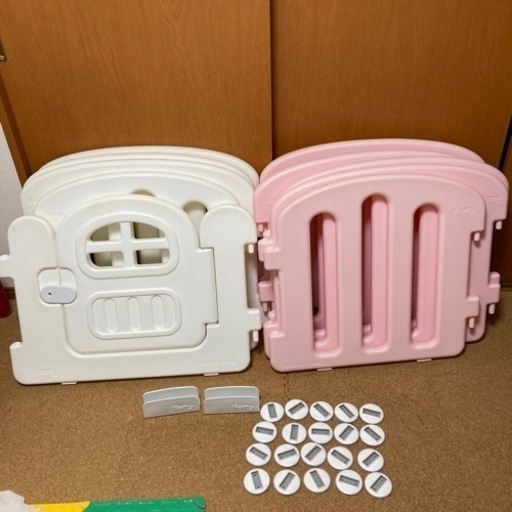 ifam ベビーサークル　10枚（扉付き）＋セーフティホルダー2個