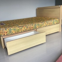 ダブルベッド【町田市再生家具】 232559