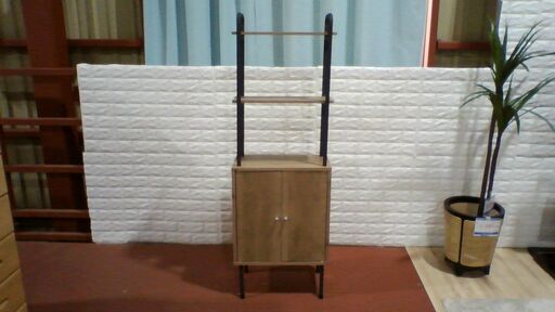 展示未使用品　アイアンウッドストレージラック