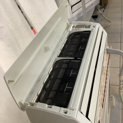 Panasonic パナソニック ルームエアコン CS-J228C-W 2018年製 8〜10畳