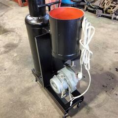 取手付きで持ち運びに便利！超小型廃油ストーブ 長さ400mm幅210mm高さ610mm 100Vコンセント付き