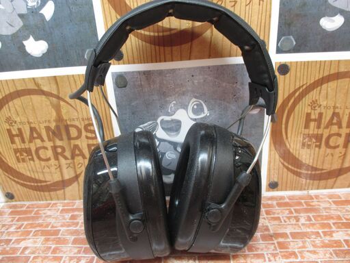人気が高い 騒音制形イヤーマフ MT13H221A 3M 中古品 乾電池 箱汚れ潰れあり その他