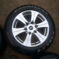 ハイエース 17インチ　サマータイヤ4本セット