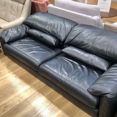 【トレファク神戸南店】HUKLA 3人掛けソファー　オットマン付き【取りに来られる方限定】 トレファク神戸南店】HUKLA 3人掛けソファー オットマン付き