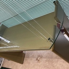 店舗用ガラステーブル