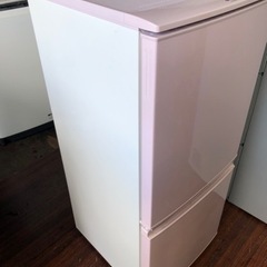 北九州市内配送無料　保証付き　SHARP(シャープ)の137L 2ドア冷蔵庫「SJ-14E2」 北九州市内配送無料 保証付き SHARP(シャープ)の137L 2ドア冷蔵庫「SJ