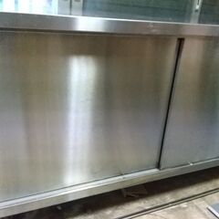 業務用ステンレス調理台 引違い扉付　直接引取でのお取引