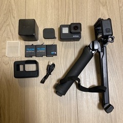 GoPro HERO7 BLACK バッテリー3個/充電器/自撮...