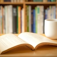 一緒にカフェで本を読みませんか？📕