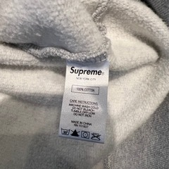 Supreme シュプリーム スウェット  グレー