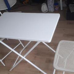 IKEA TORPARÖトルパロー 折り畳みテーブル+椅子2台