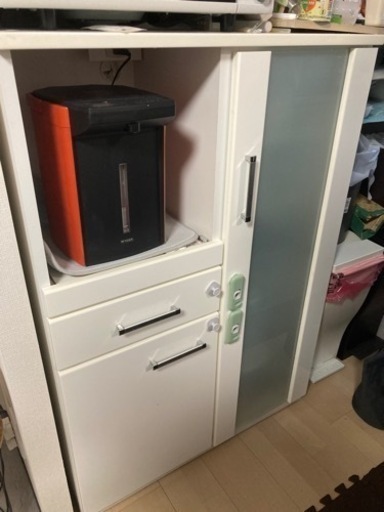 ニトリ　食器棚