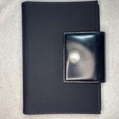 決まりました。本物です。　BVLGARI手帳カバー　黒　ブルガリ