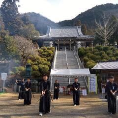 初弘法で厄除開運善哉