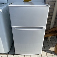 【冷蔵庫】 Haier 2018年製 85L 冷凍冷蔵庫 AT-...