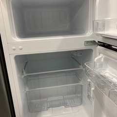 ☆Hisense ハイセンス ノンフロン冷凍冷蔵庫　新品同様　2021年製　右開き　93L HR-B95A