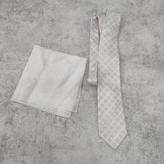 ソシアル お祝い用ネクタイ(ポケットチーフ付)