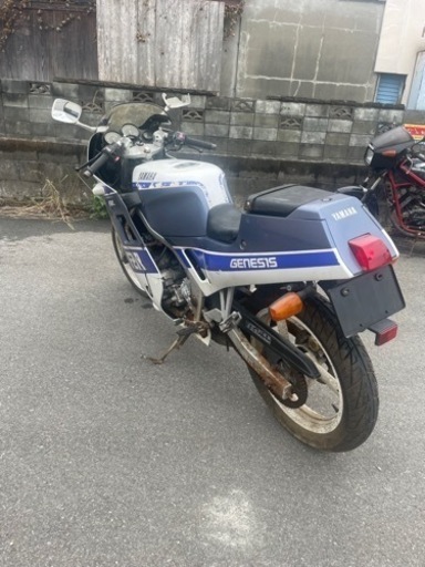 fzr250 フルカウル 実働ベース まだ取引可能