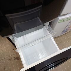 🌟安心の除菌洗浄済🌟TOSHIBA 2ドア冷蔵庫 2018年製 保証有り【愛千143】