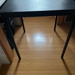 IKEA 黒テーブル