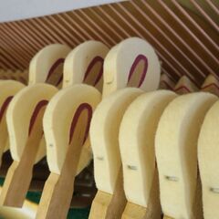 ヤマハ中古アップライトピアノ　UX-1（1982年製造）