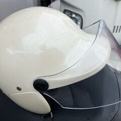 中古ヘルメット　シールド綺麗　ジェットヘルメット　白