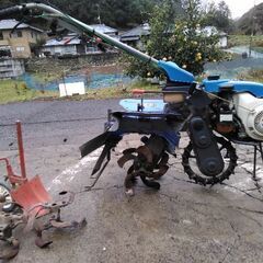 畝上げ機 イセキS6D 実働 6.2馬力 培土板と通常耕運用爪アタッチメント