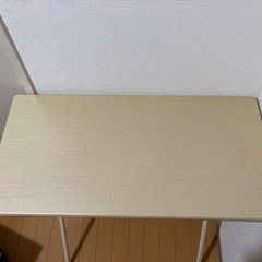 折りたたみ木目テーブル/机