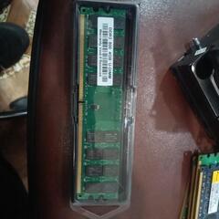 新品！DDR2 4GBメモリー！