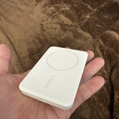 BELKIN BoostCharge MagSafe対応 磁気ワ...