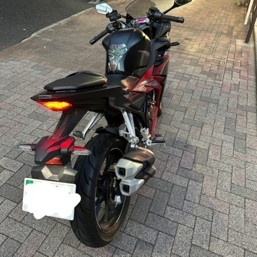 出品1月末まで　cbr150r  CBR150R  cbr250rr 風　手渡しのみ