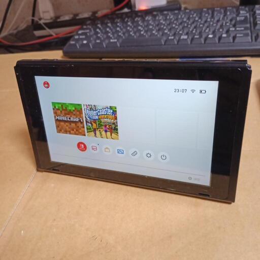 Nintendo SWITCH 本体