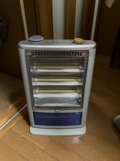 加湿機付き電気ストーブ