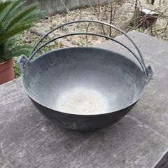 鉄製 大きい 重たい 鍋 