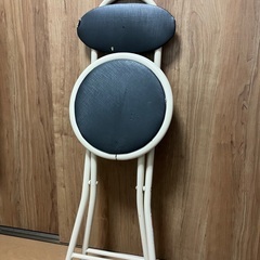 【無料】折りたたみ椅子　　パイプ椅子