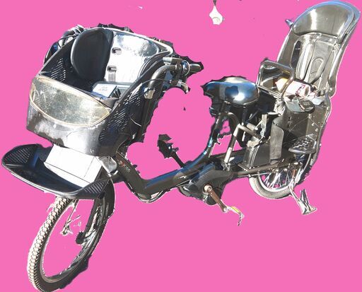 273　電動自転車・リサイクル専門店　　ご試乗をしてから、ご購入できます。  バカ良心的な電動自転車屋土日もお子様と土足のまま、ご試乗可能です。  安心の無料保証；点検サービス付きバカ良心的な中古電動自転車屋  お子様土日もと土足のままご試乗可能です。ブリヂストン、ヤマハ共同生産モデル、  ️２０インチ、チャイルドシート、３人乗り、２人乗り、１人乗り、電動アシスト自転車  後ろチャイルドシートをかごに変更して、１人乗りにもできます。  バッテリーは新品の９０％以上の