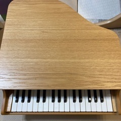 カワイ　ミニピアノ　おもちゃ
